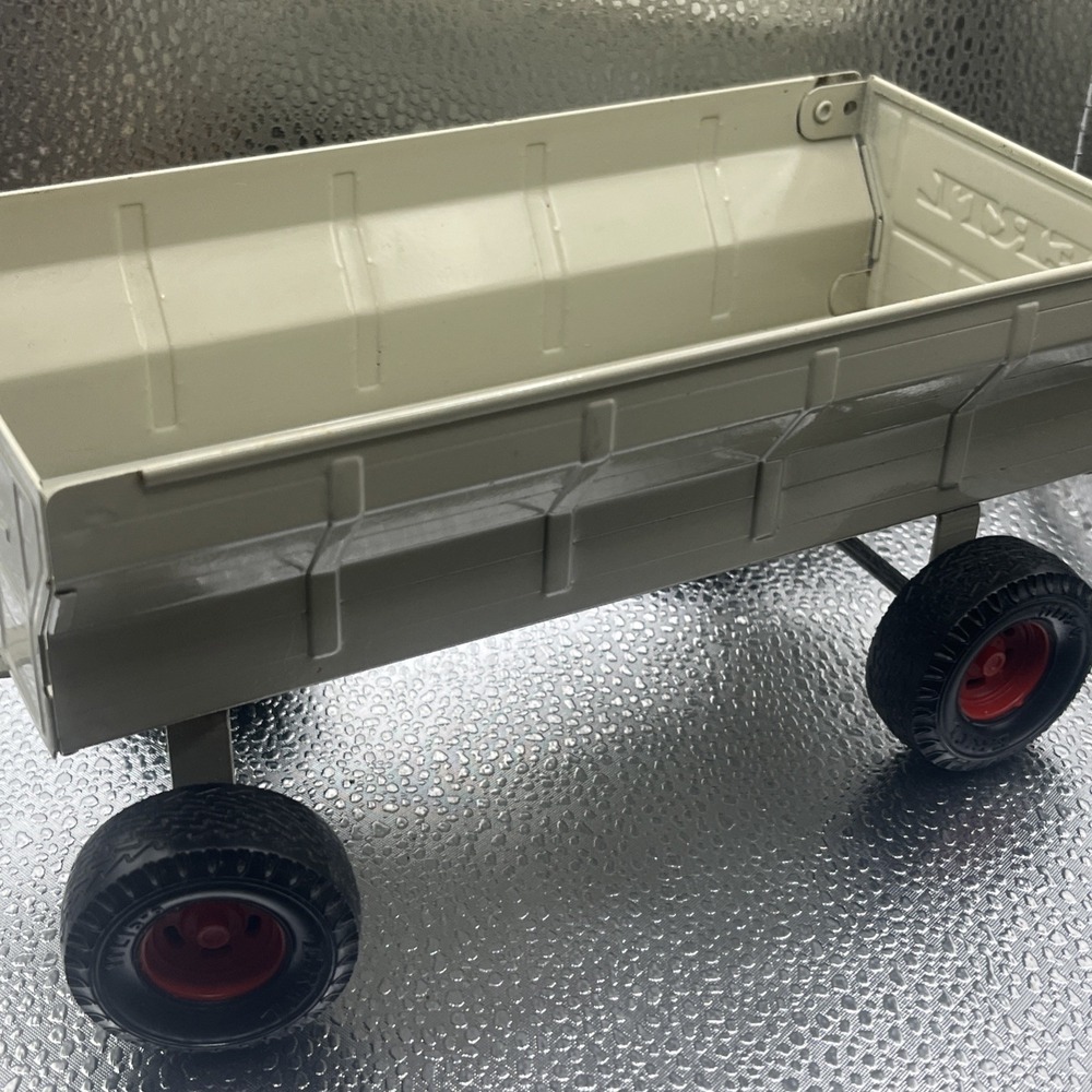 Vintage Ertl Grain Feed Wagon Trailer Farming Toy's  Pressed Steel (1054) - Picture 10 of 16